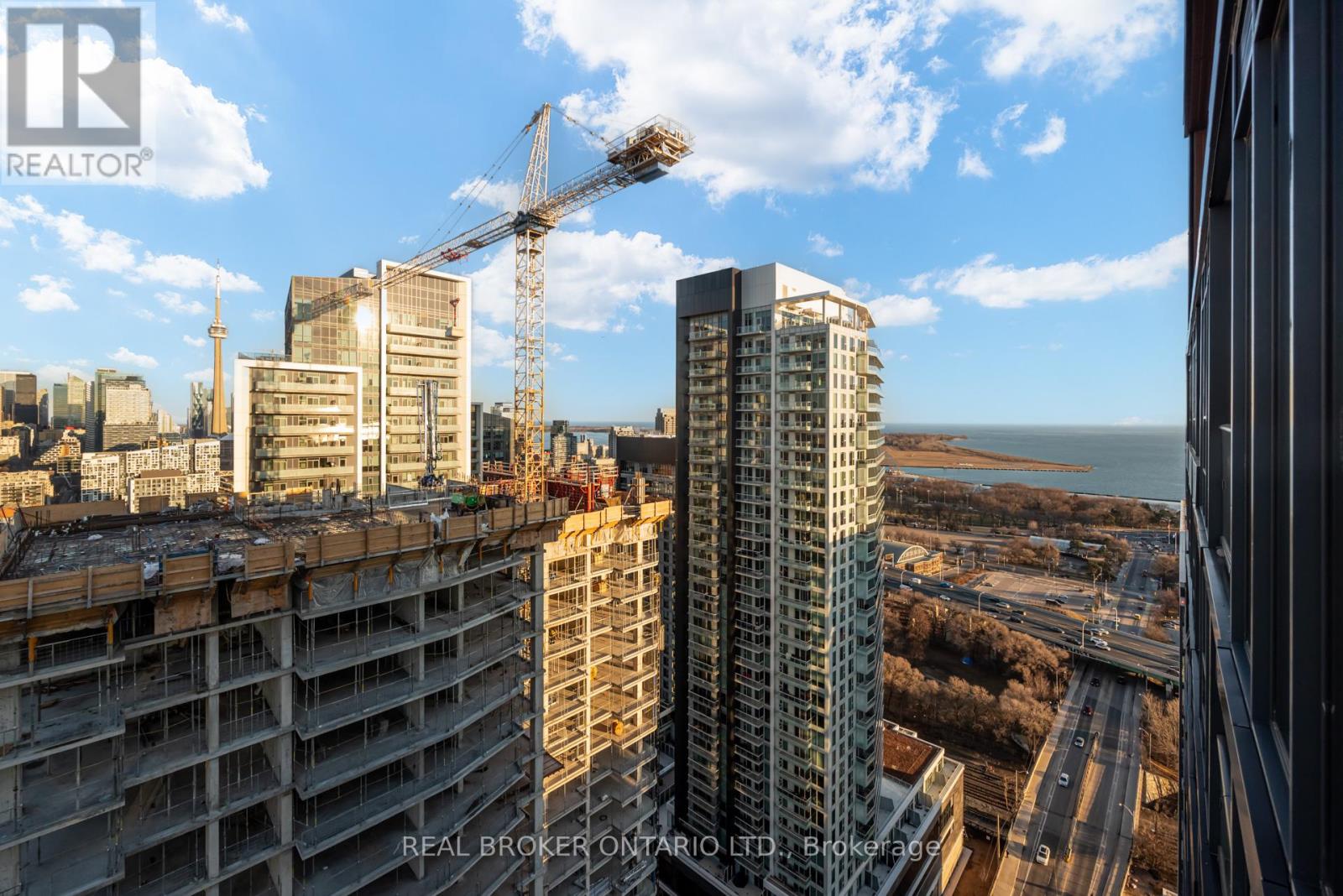 Ph21 - 19 Western Battery Road, Toronto, Ontario  M6K 3S4 - Photo 32 - C12561282