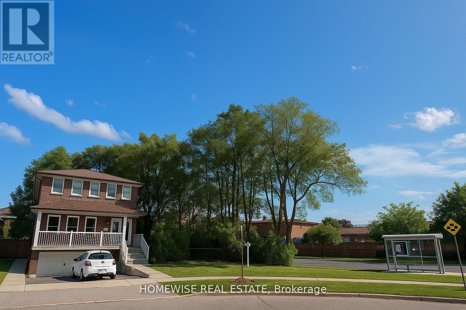 47 Sandale Gardens, Toronto, Ontario  M3H 3V3 - Photo 1 - C12561332