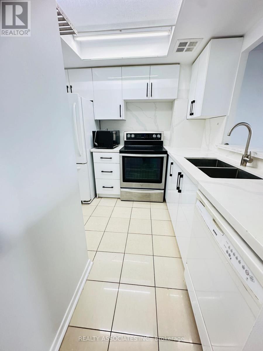 734 - 3 Greystone Walk Drive, Toronto, Ontario  M1K 5J4 - Photo 14 - E12561290