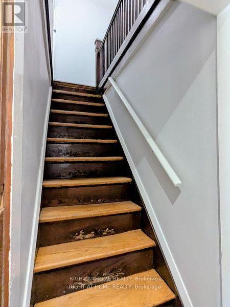 239 Woodbine Avenue, Toronto, Ontario  M4L 3P3 - Photo 19 - E12561296