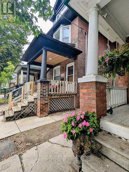239 Woodbine Avenue, Toronto, Ontario  M4L 3P3 - Photo 36 - E12561296