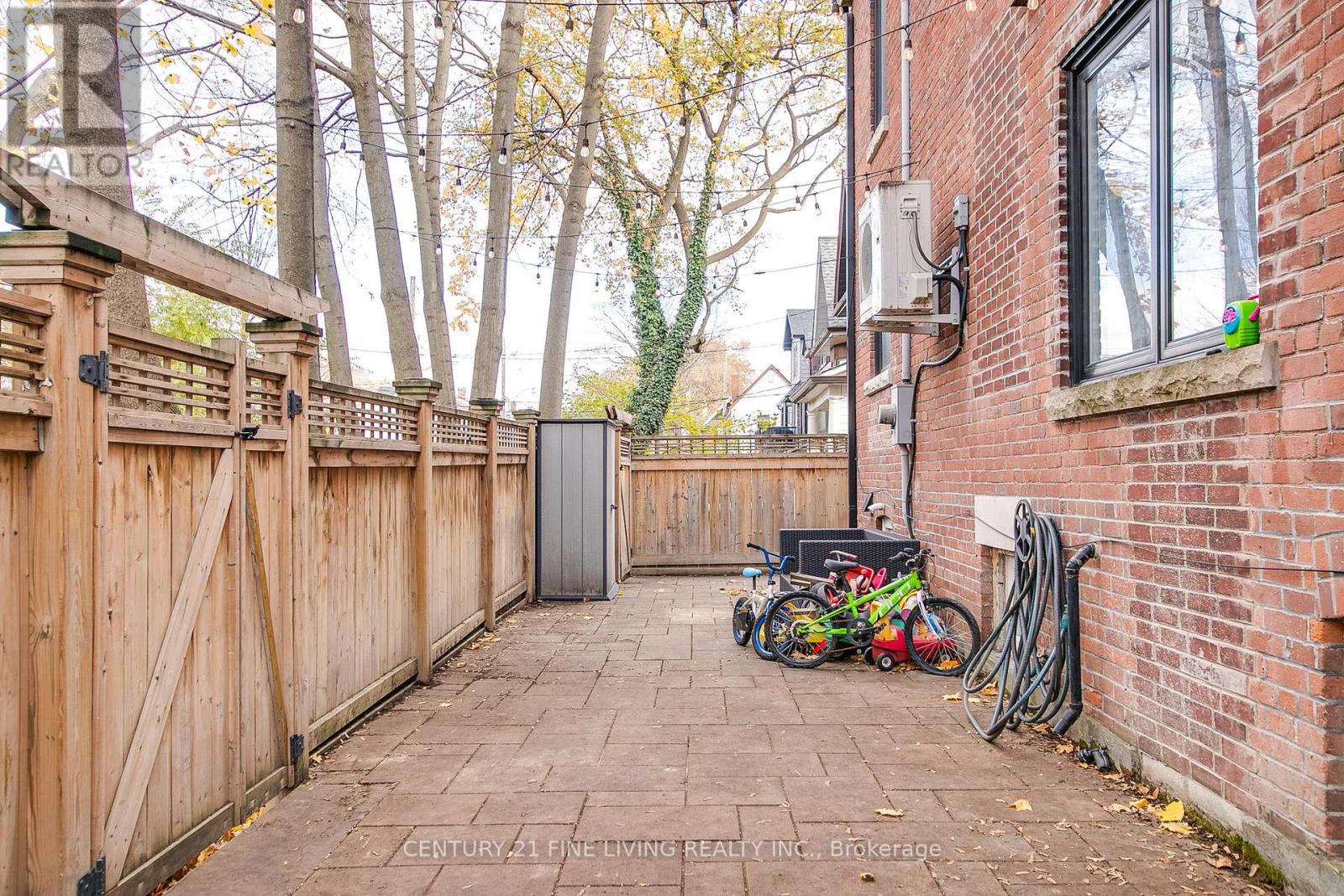123 Coady Avenue, Toronto, Ontario  M4M 2Y9 - Photo 48 - E12561358