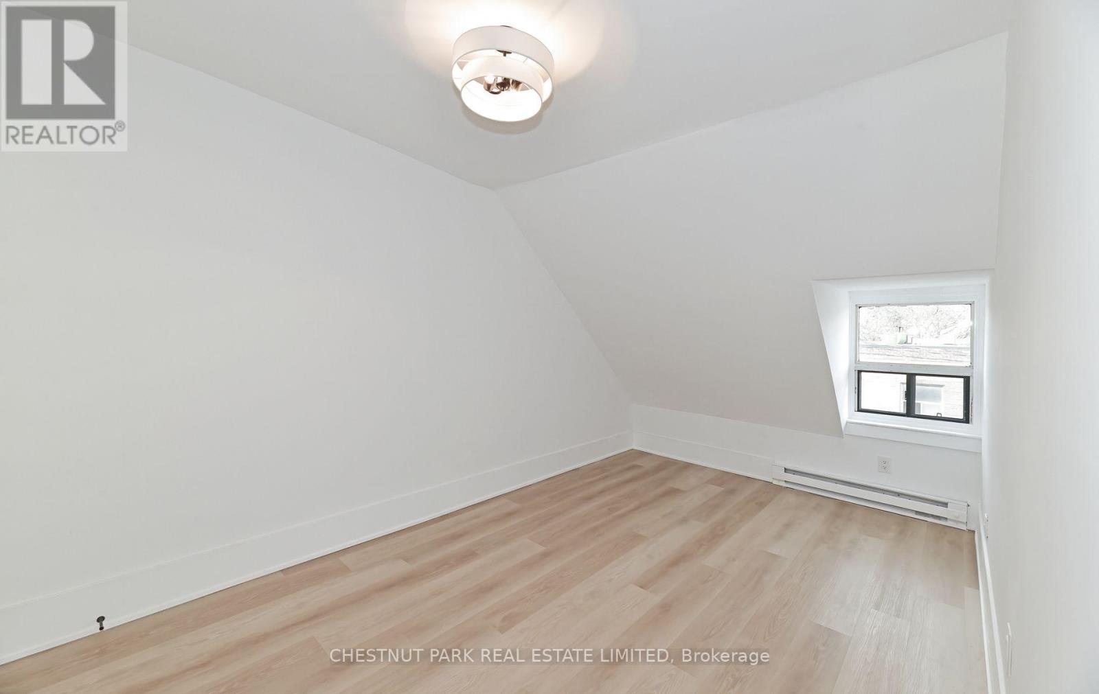 3 - 1105 Queen Street E, Toronto, Ontario  M4M 1K7 - Photo 6 - E12561390