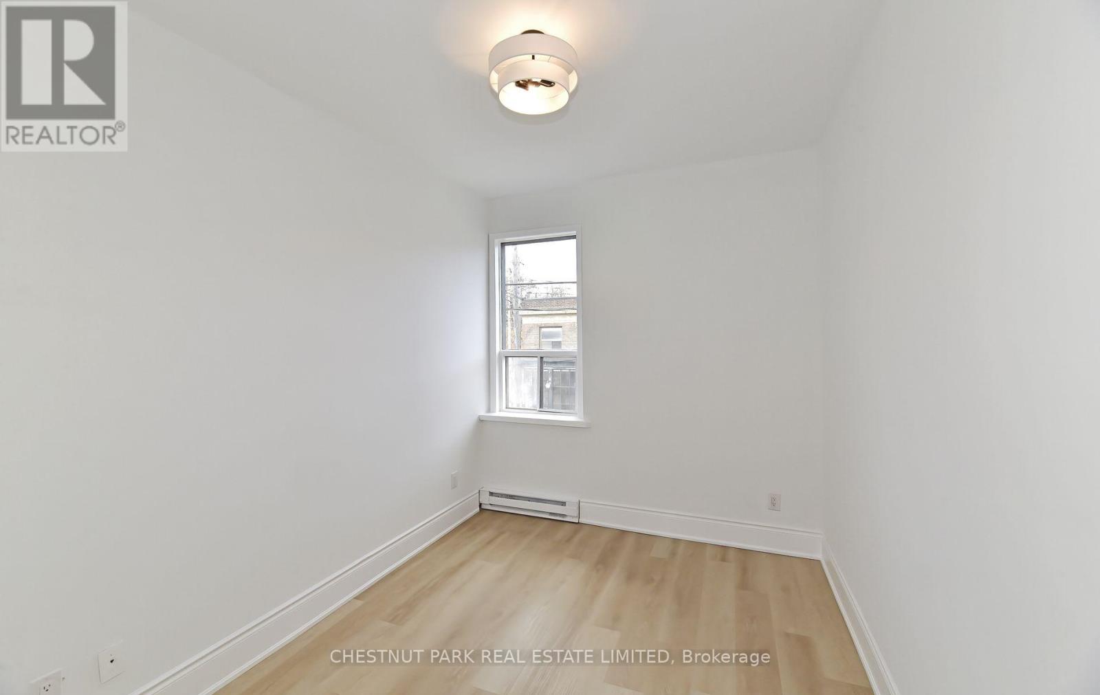 2 - 1105 Queen Street E, Toronto, Ontario  M4M 1K7 - Photo 6 - E12561392
