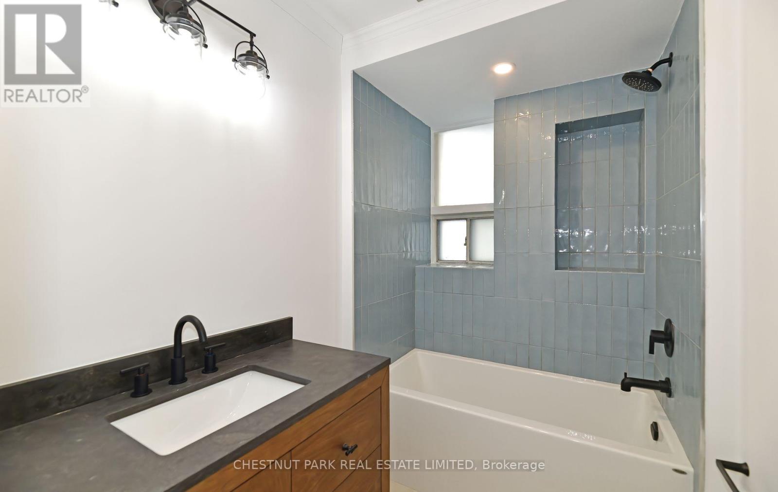 2 - 1105 Queen Street E, Toronto, Ontario  M4M 1K7 - Photo 8 - E12561392