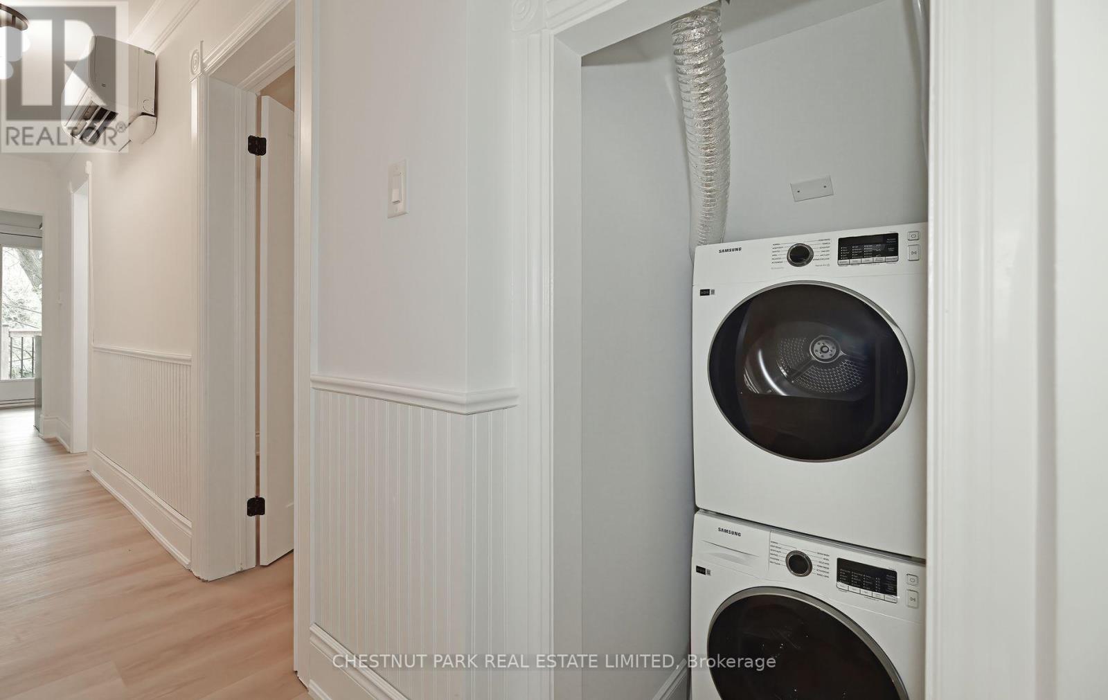 2 - 1105 Queen Street E, Toronto, Ontario  M4M 1K7 - Photo 9 - E12561392