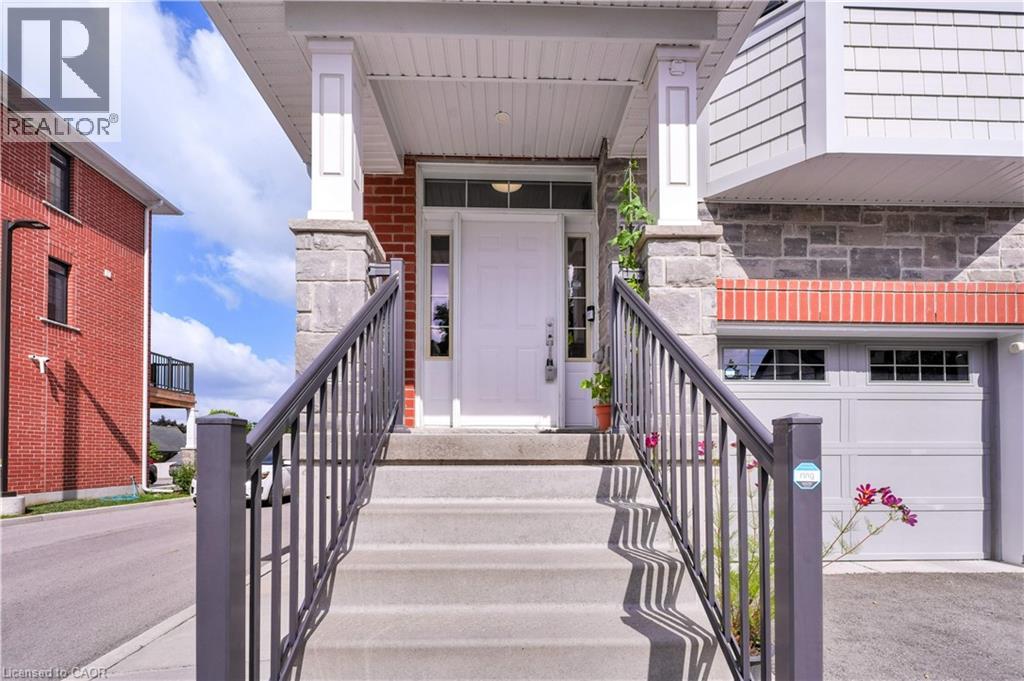 170 Benton Street, Kitchener, Ontario  N2G 3H8 - Photo 3 - 40789496