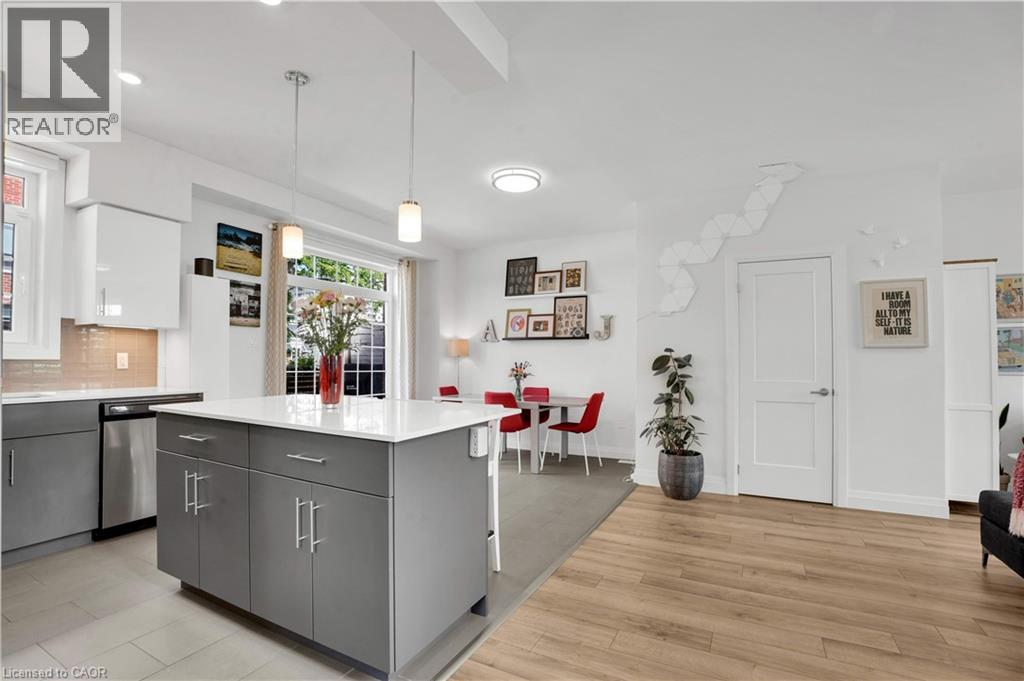 170 Benton Street, Kitchener, Ontario  N2G 3H8 - Photo 7 - 40789496