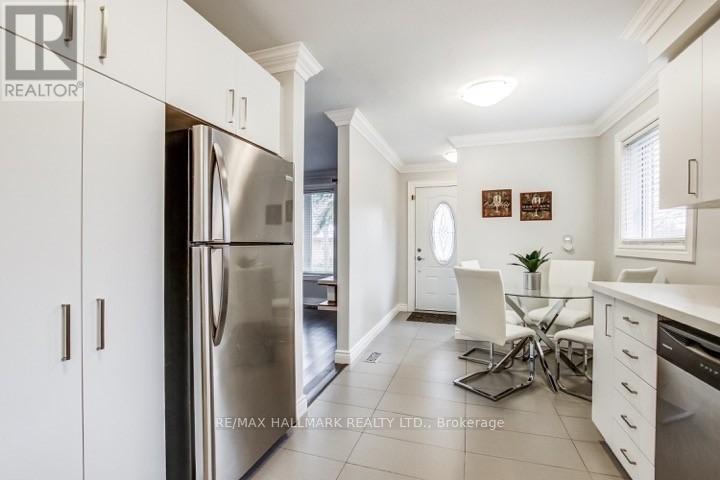 Main - 336 Skopit Road, Richmond Hill, Ontario  L4C 2Y8 - Photo 3 - N12561292