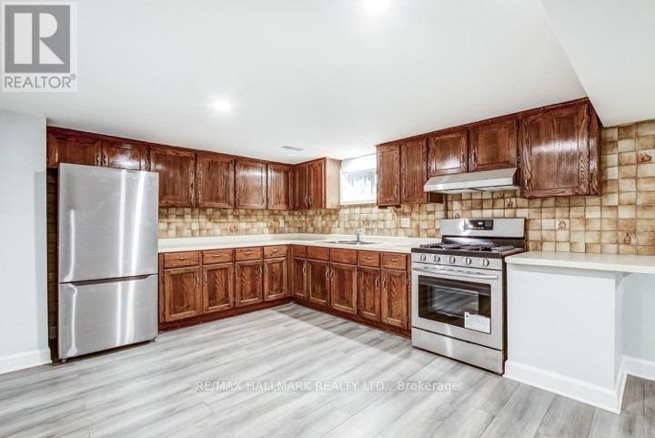 Main - 336 Skopit Road, Richmond Hill, Ontario  L4C 2Y8 - Photo 9 - N12561292