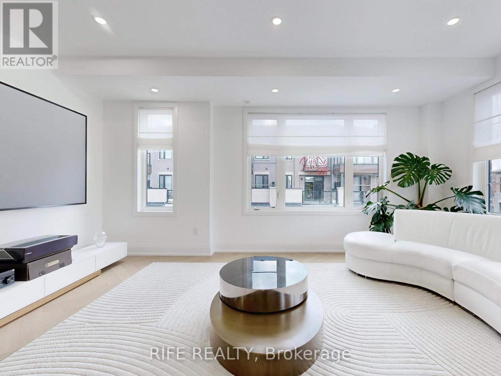 7 Arthur White Lane, Markham, Ontario  L6E 0W2 - Photo 6 - N12561294