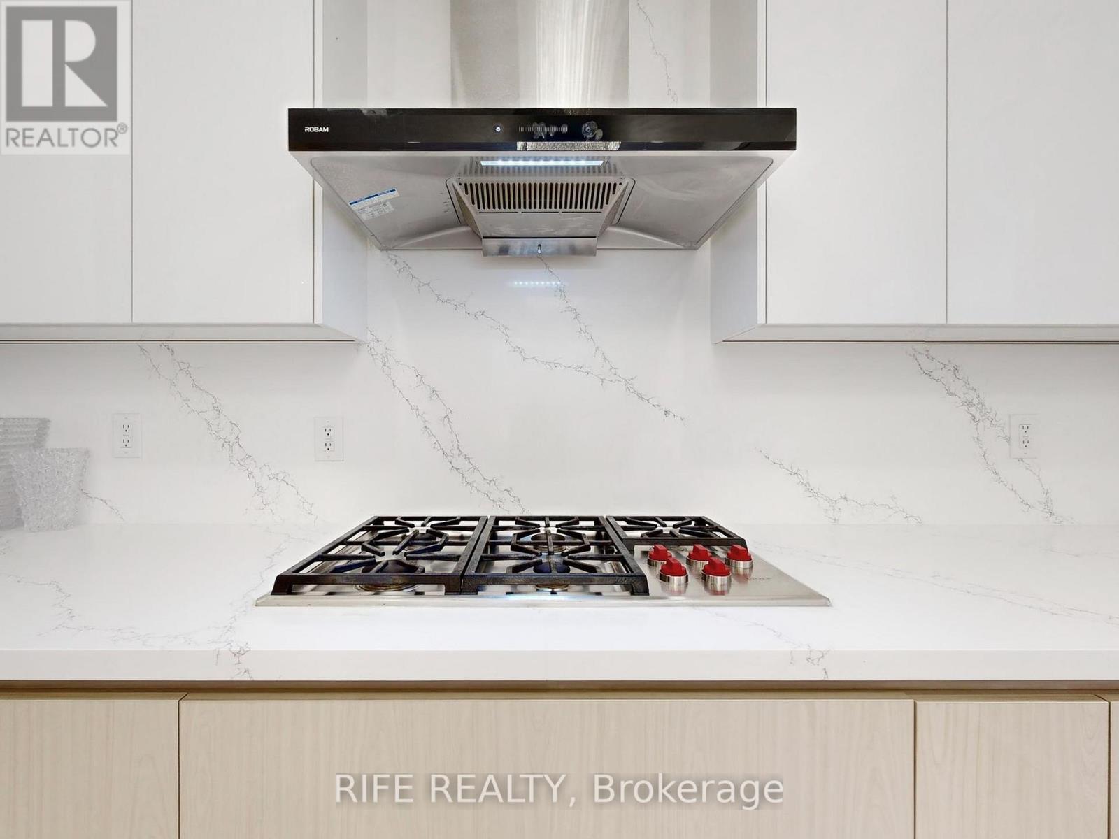 7 Arthur White Lane, Markham, Ontario  L6E 0W2 - Photo 9 - N12561294