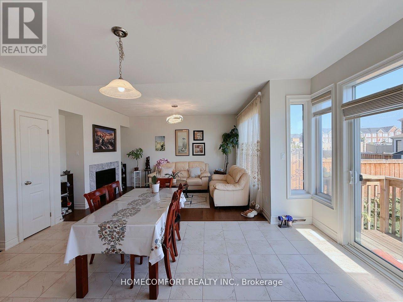 945 Langford Boulevard, Bradford West Gwillimbury, Ontario  L3Z 4J2 - Photo 10 - N12561324