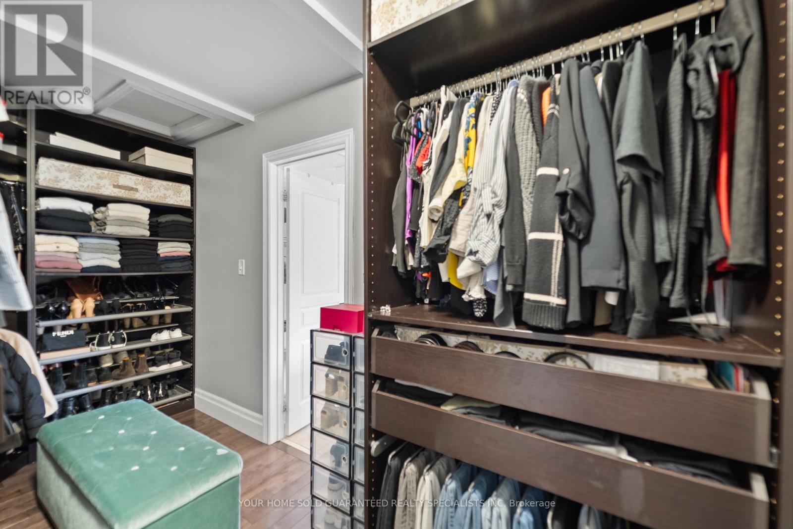 129 Barberry Crescent, Richmond Hill, Ontario  L4E 4S5 - Photo 25 - N12561356