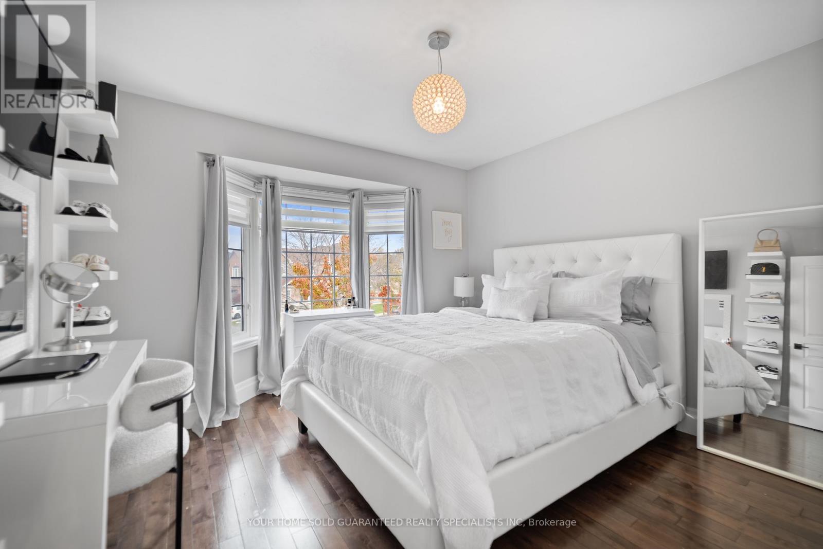 129 Barberry Crescent, Richmond Hill, Ontario  L4E 4S5 - Photo 26 - N12561356