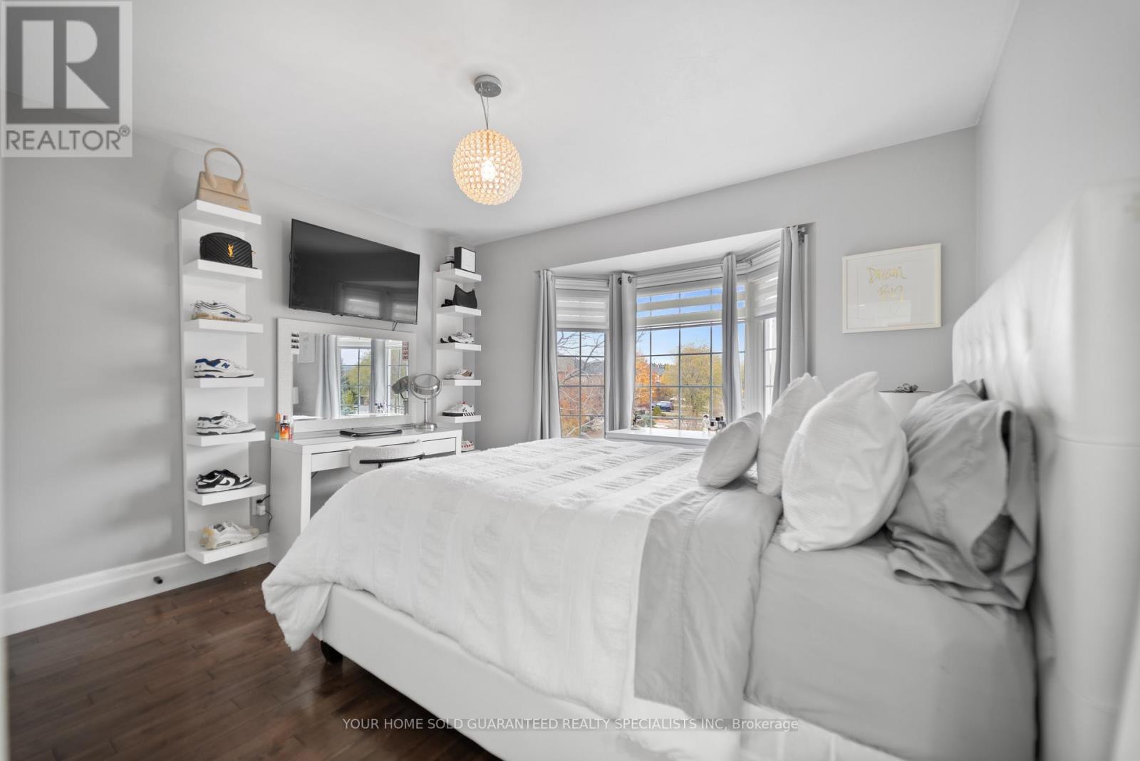 129 Barberry Crescent, Richmond Hill, Ontario  L4E 4S5 - Photo 27 - N12561356