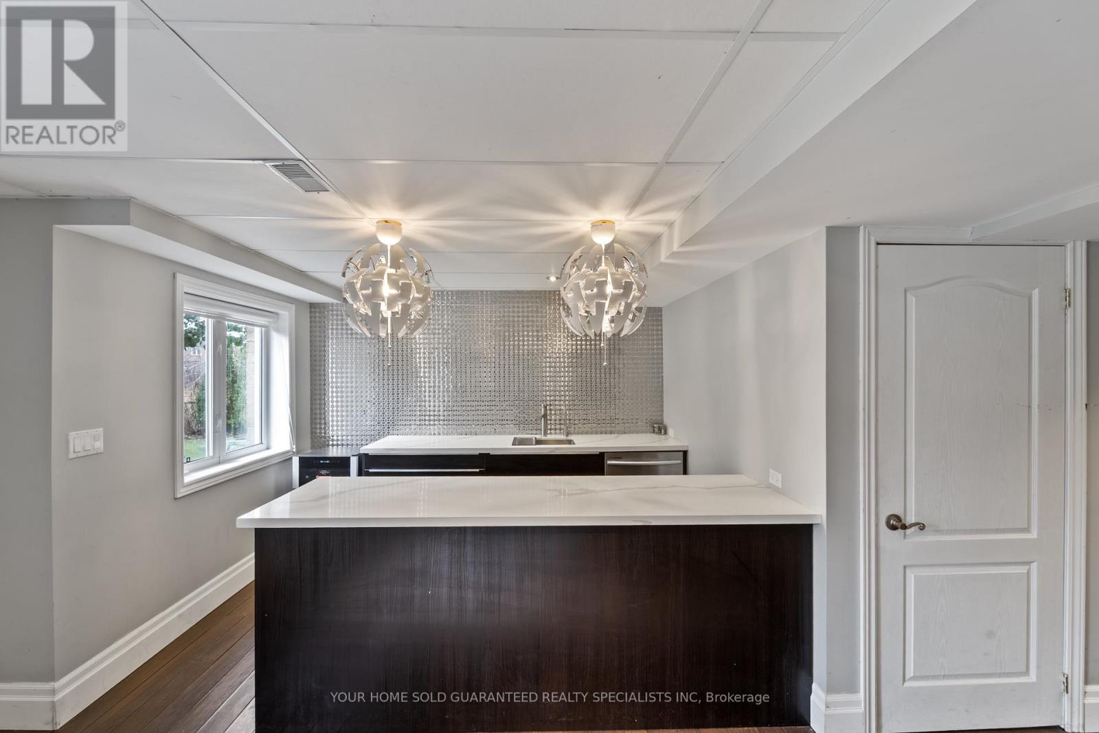 129 Barberry Crescent, Richmond Hill, Ontario  L4E 4S5 - Photo 32 - N12561356