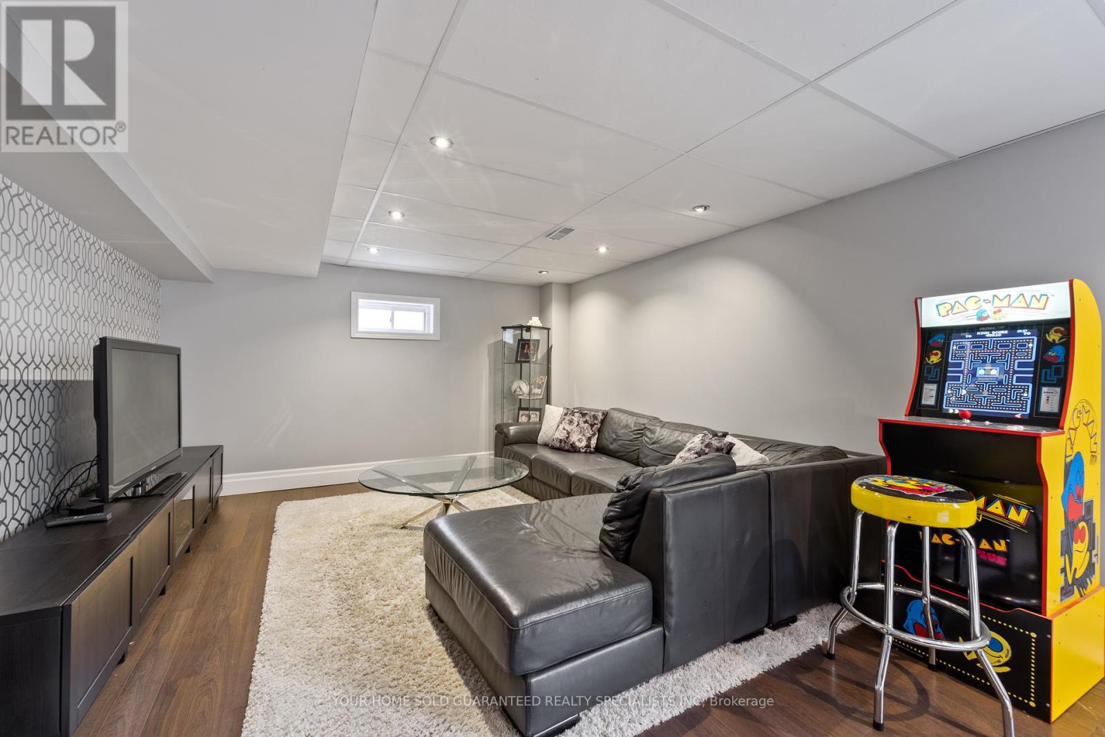 129 Barberry Crescent, Richmond Hill, Ontario  L4E 4S5 - Photo 34 - N12561356