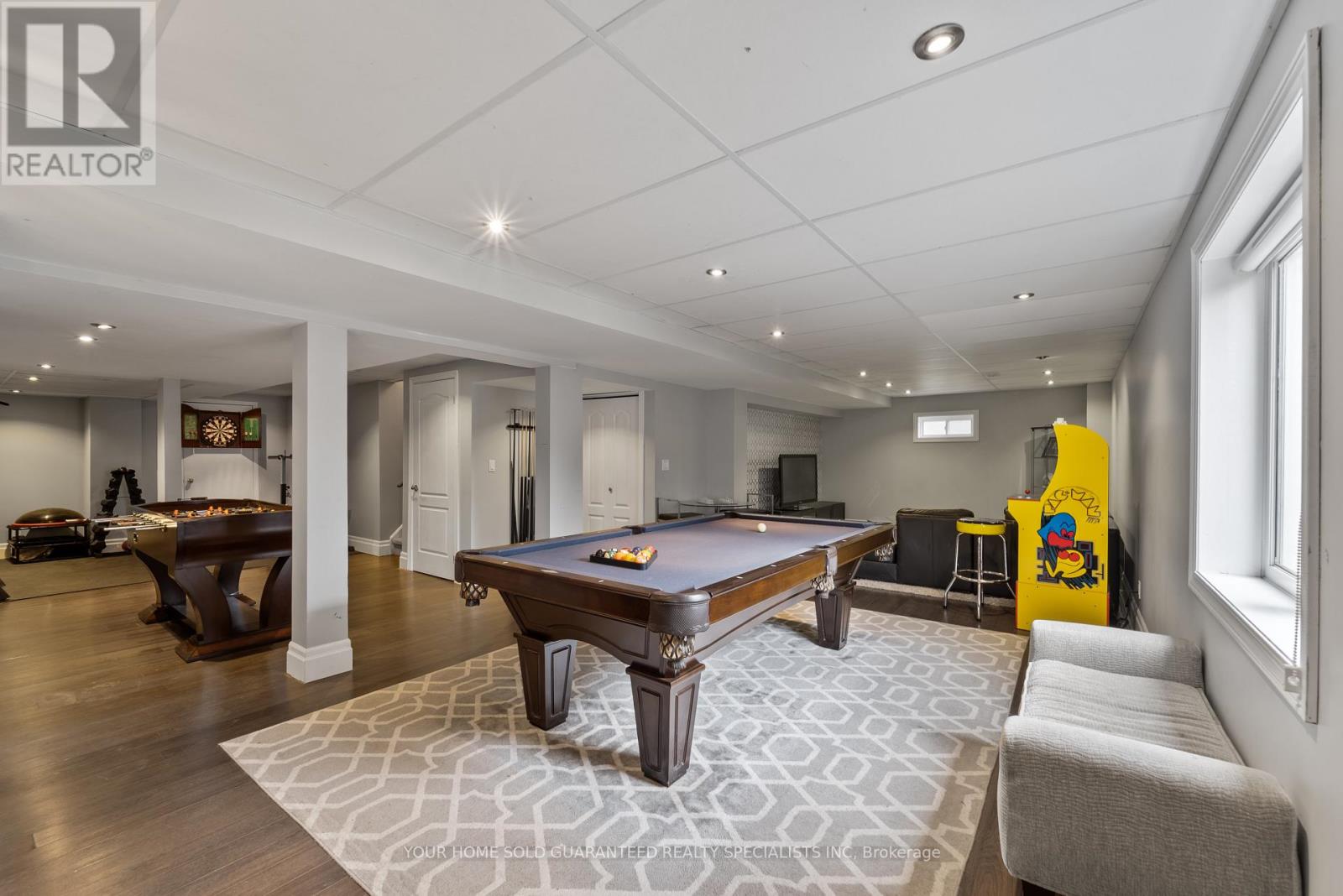 129 Barberry Crescent, Richmond Hill, Ontario  L4E 4S5 - Photo 39 - N12561356