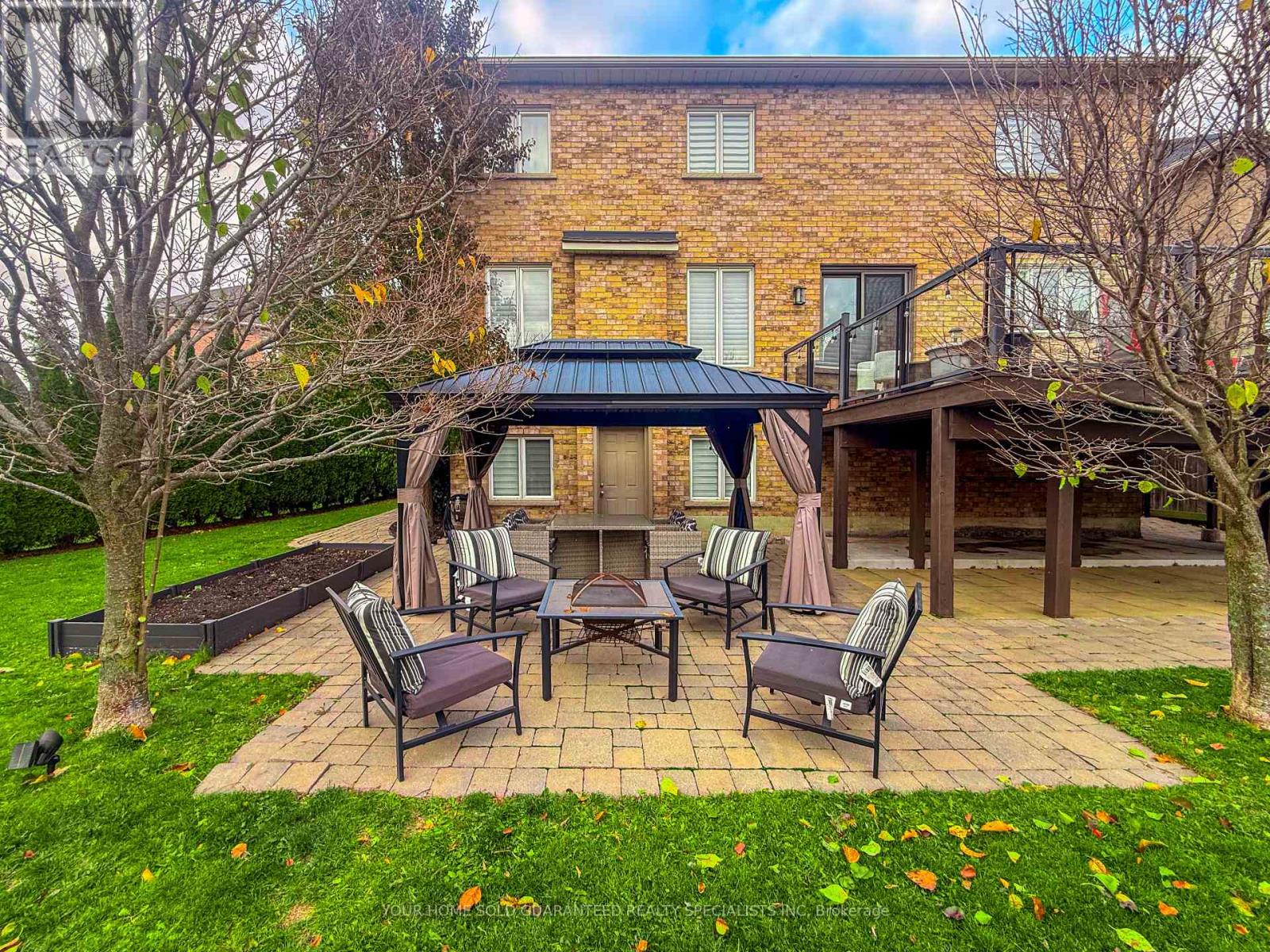 129 Barberry Crescent, Richmond Hill, Ontario  L4E 4S5 - Photo 40 - N12561356