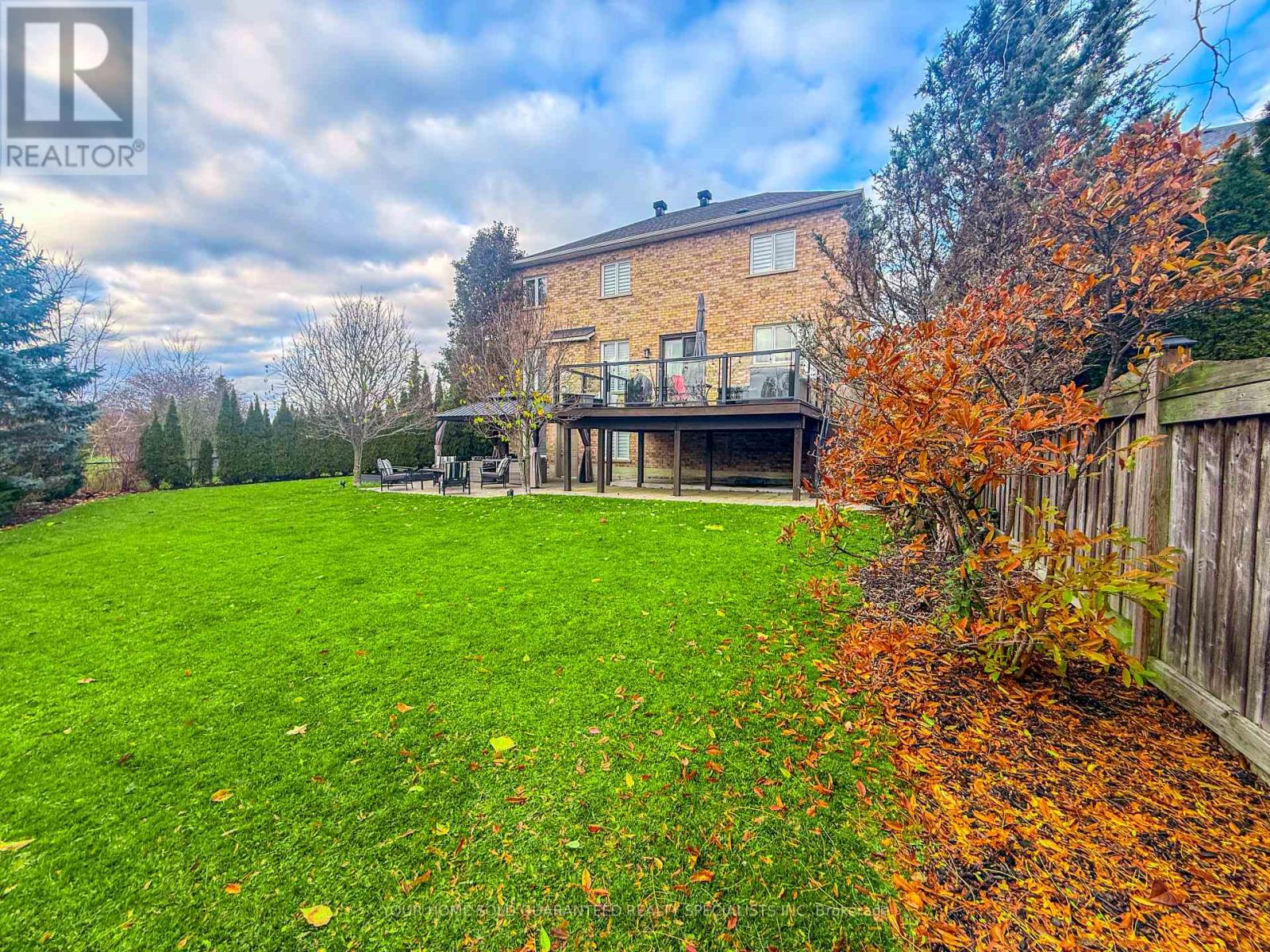 129 Barberry Crescent, Richmond Hill, Ontario  L4E 4S5 - Photo 41 - N12561356