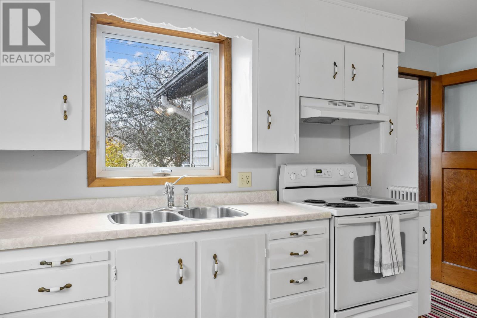 17 Belmont Street, Charlottetown, Prince Edward Island  C1A 5G9 - Photo 15 - 202528271