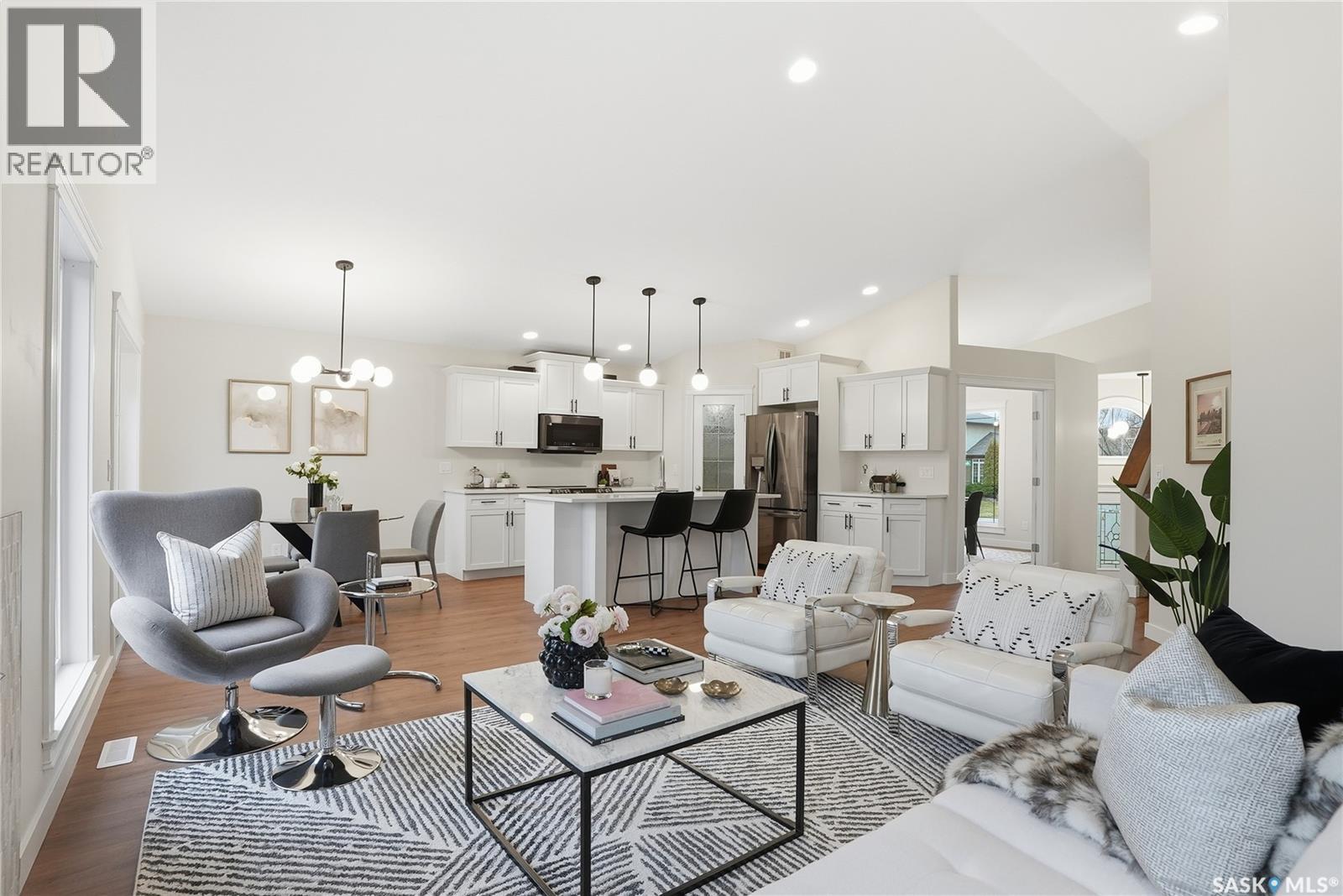 703 Beechdale Way, Saskatoon, Saskatchewan  S7V 0A5 - Photo 8 - SK024236