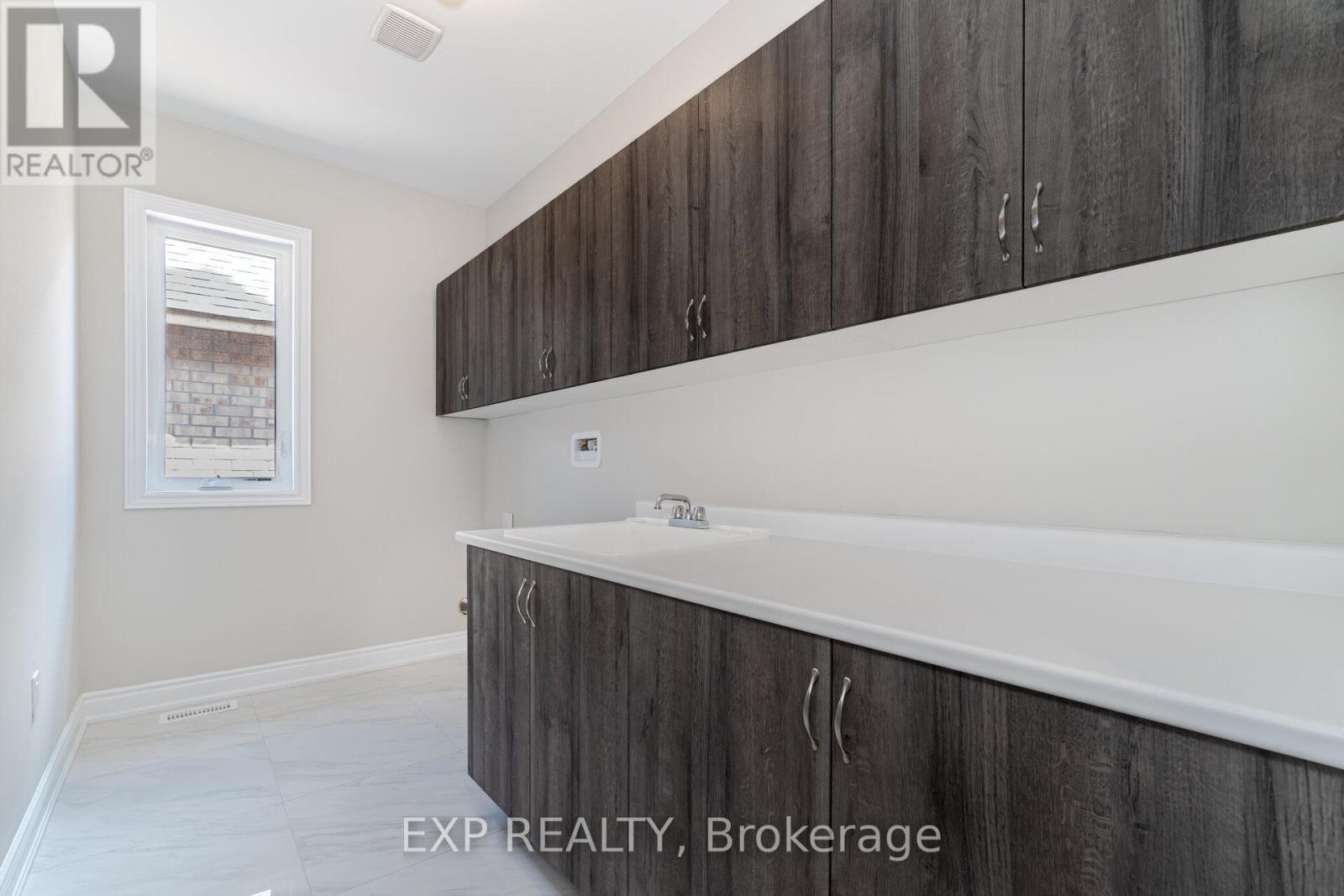 91 Clockwork Drive, Brampton, Ontario  L7A 0C3 - Photo 29 - W12561334