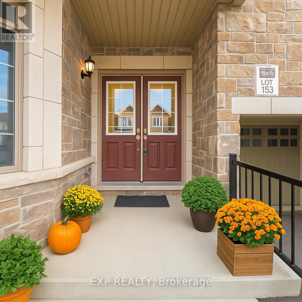 91 Clockwork Drive, Brampton, Ontario  L7A 0C3 - Photo 3 - W12561334