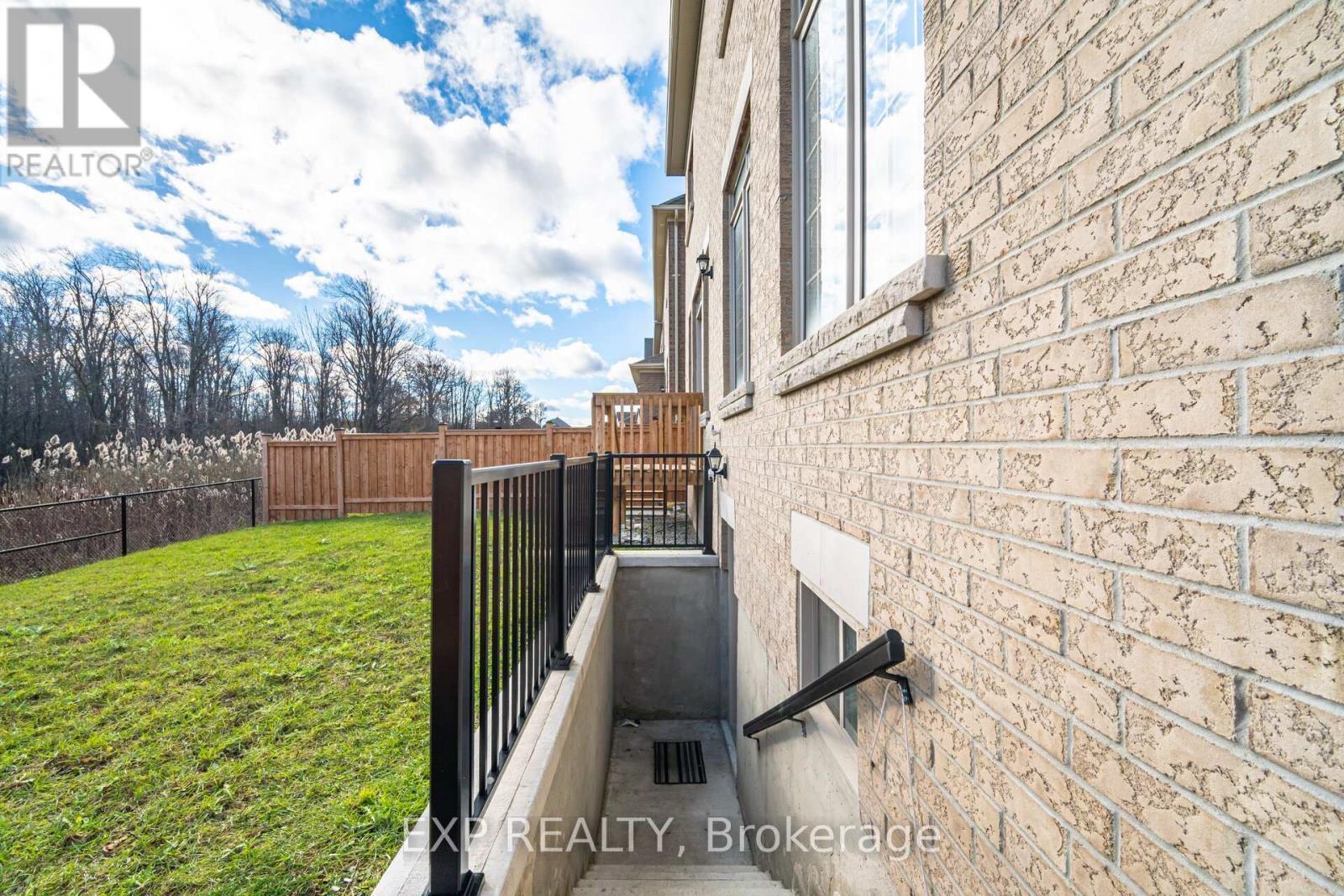 91 Clockwork Drive, Brampton, Ontario  L7A 0C3 - Photo 42 - W12561334