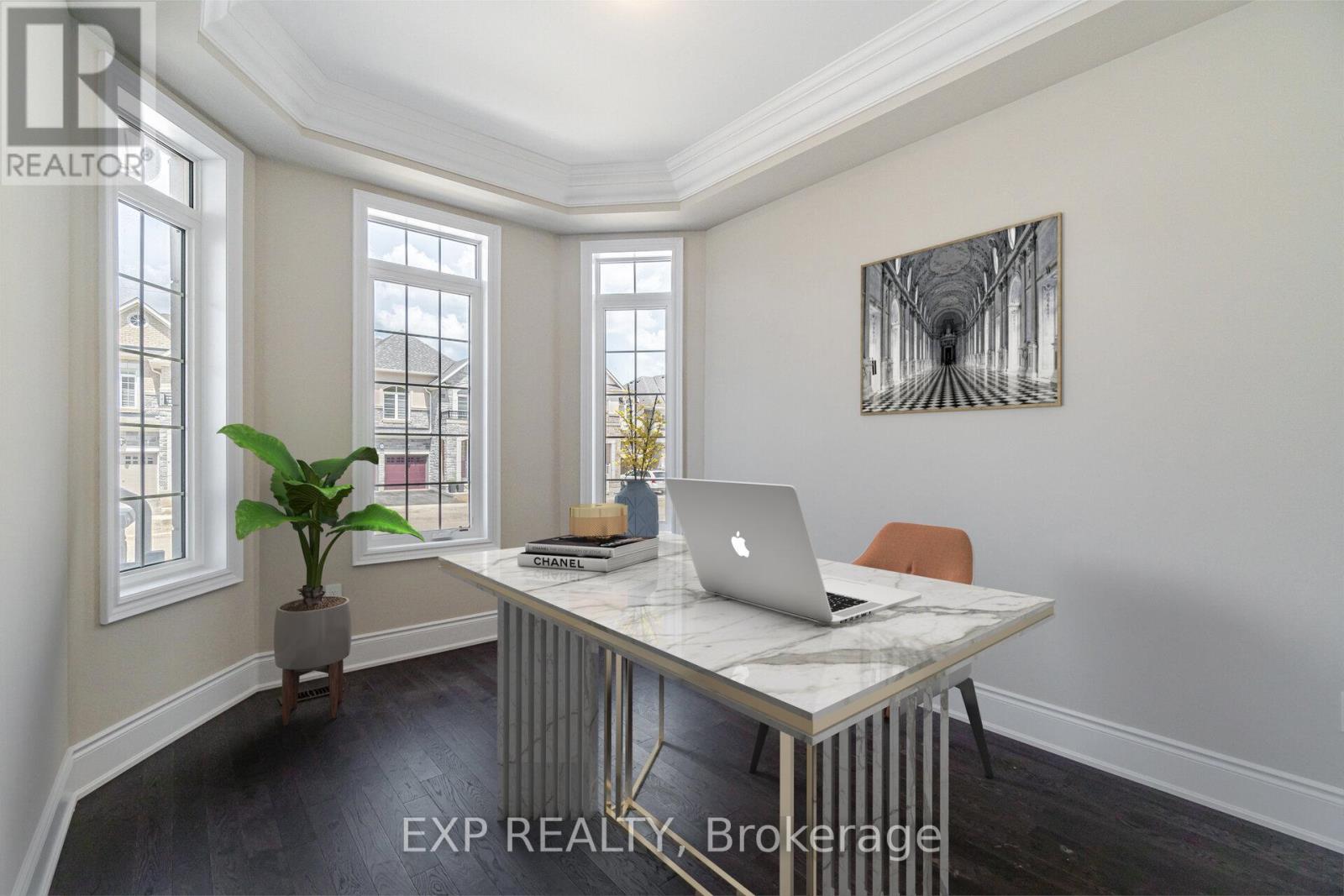 91 Clockwork Drive, Brampton, Ontario  L7A 0C3 - Photo 5 - W12561334