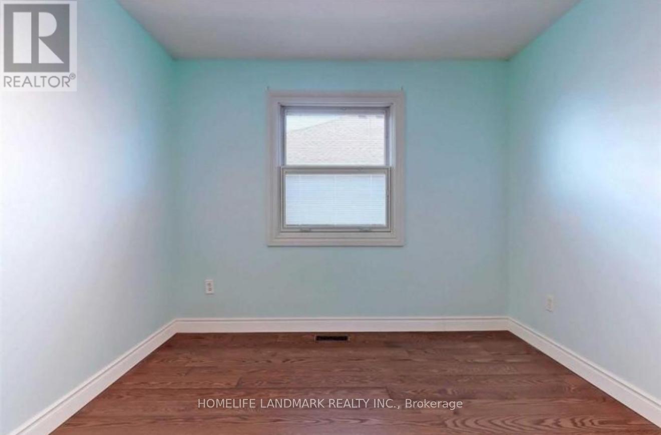 2198 Arbourview Drive, Oakville, Ontario  L6M 3N7 - Photo 10 - W12561360