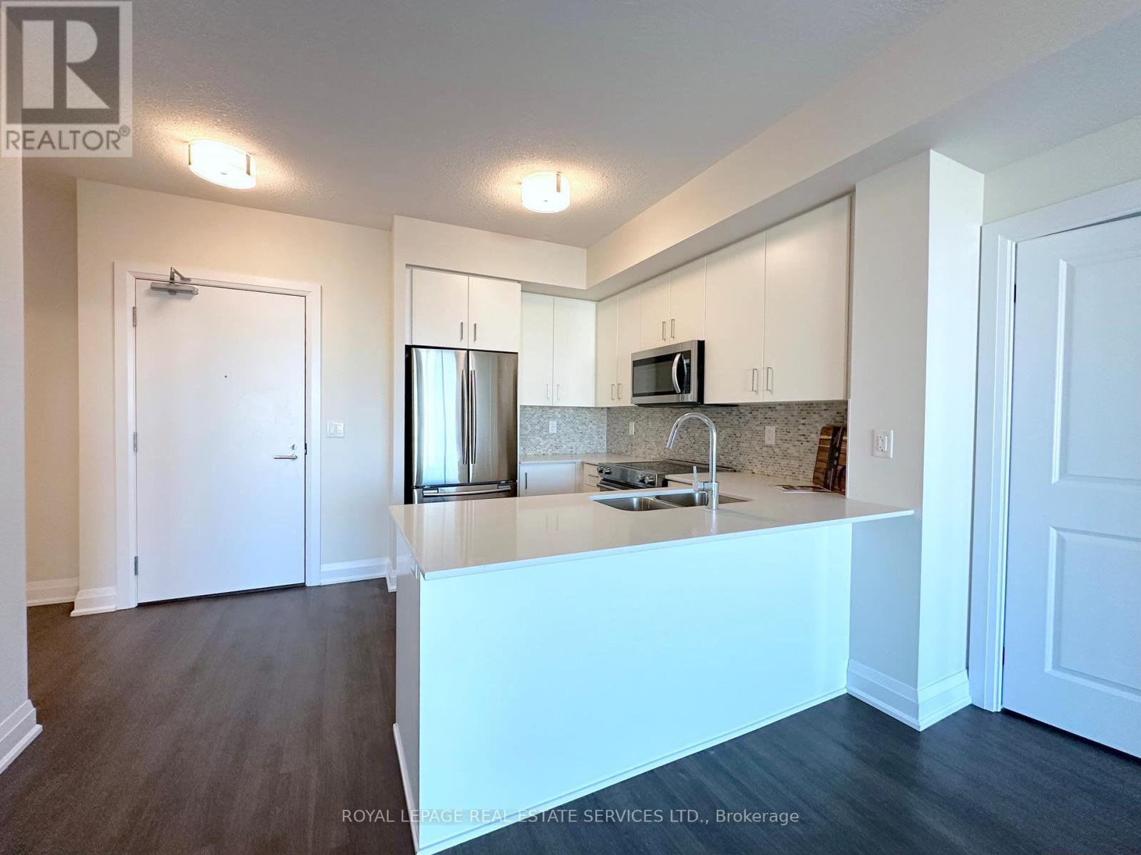 616 - 2333 Taunton Road, Oakville, Ontario  L6H 0N5 - Photo 6 - W12561394