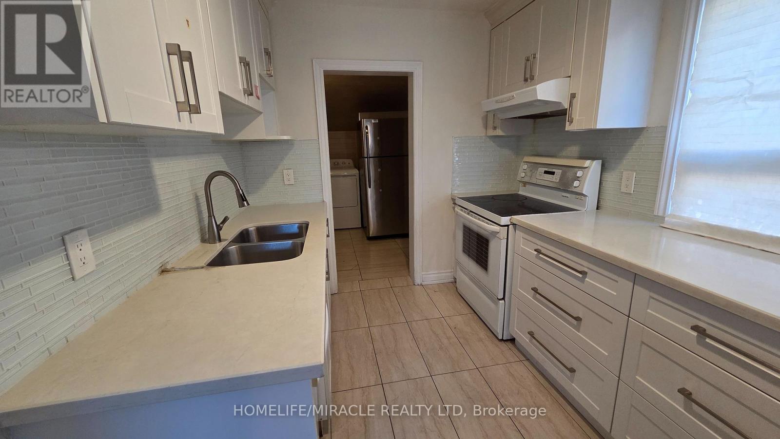 72 Frederick Street, Brampton, Ontario  L6Y 1G8 - Photo 10 - W12561410