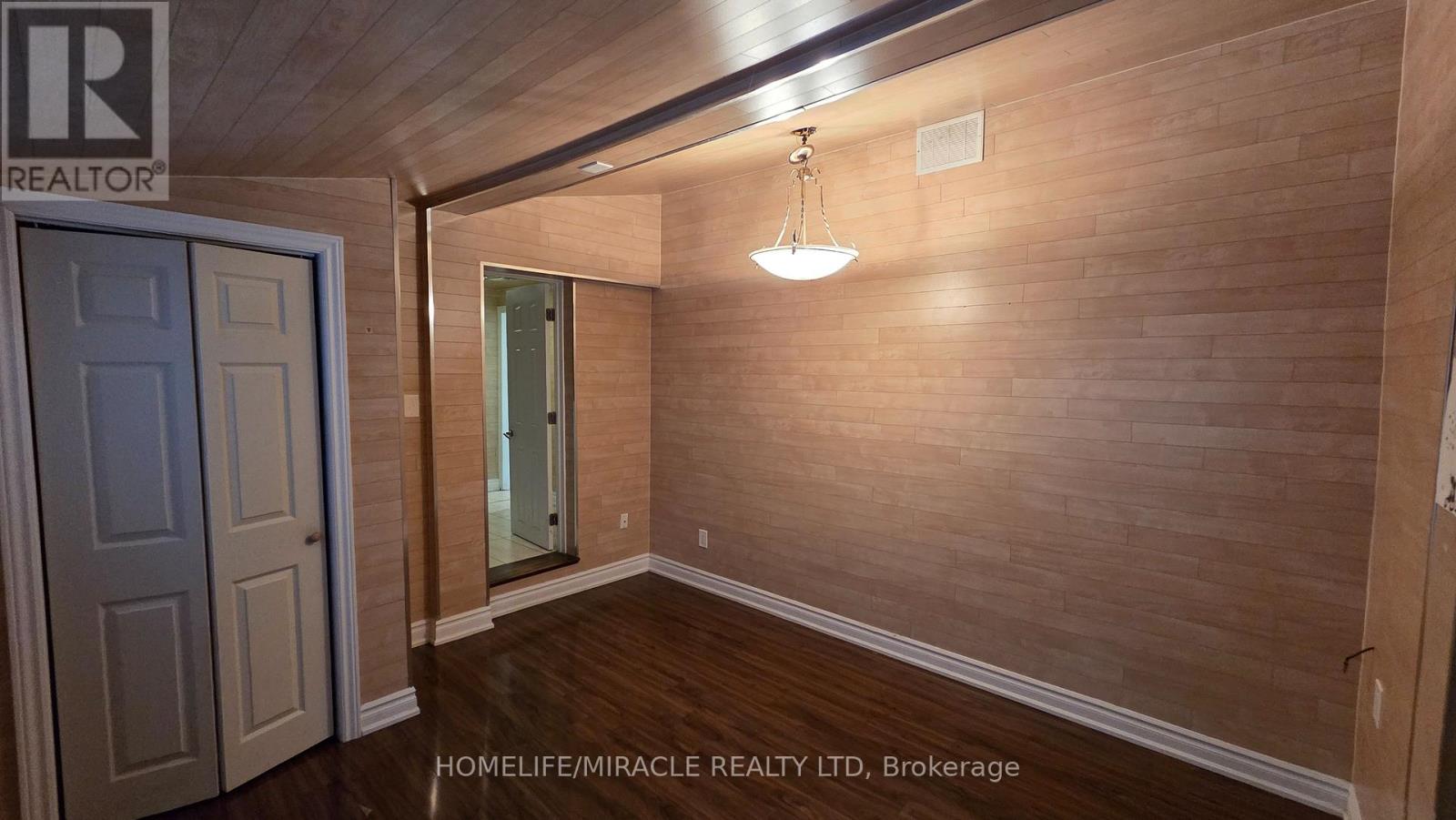 72 Frederick Street, Brampton, Ontario  L6Y 1G8 - Photo 23 - W12561410