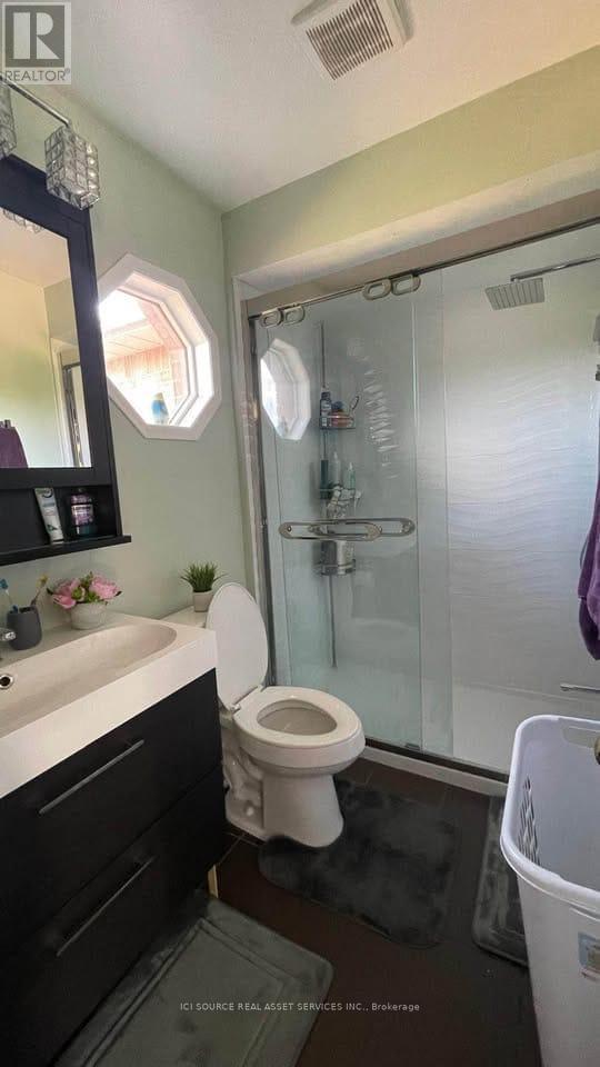 Main - 27 Vivians Crescent, Brampton, Ontario  L6Y 4V1 - Photo 7 - W12561412