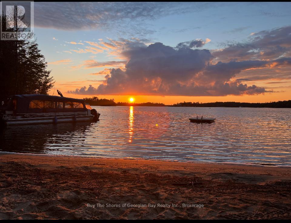 15212 Georgian Bay Shore, Georgian Bay, Ontario  P0E 1E0 - Photo 16 - X12551240