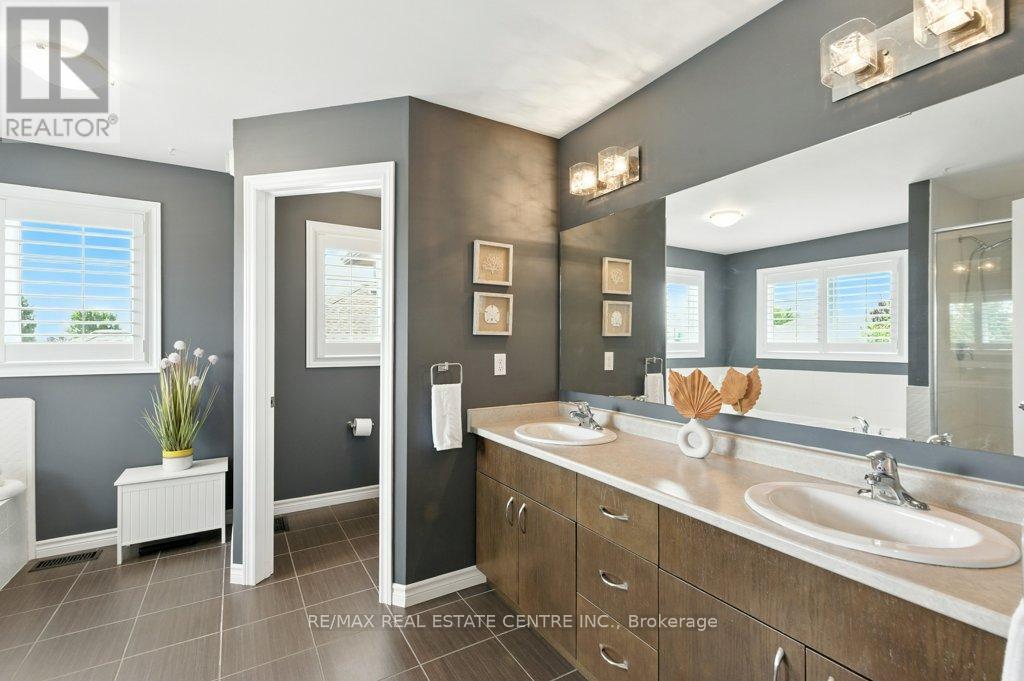 120 Spencer Drive, Centre Wellington, Ontario  N0B 1S0 - Photo 30 - X12561304