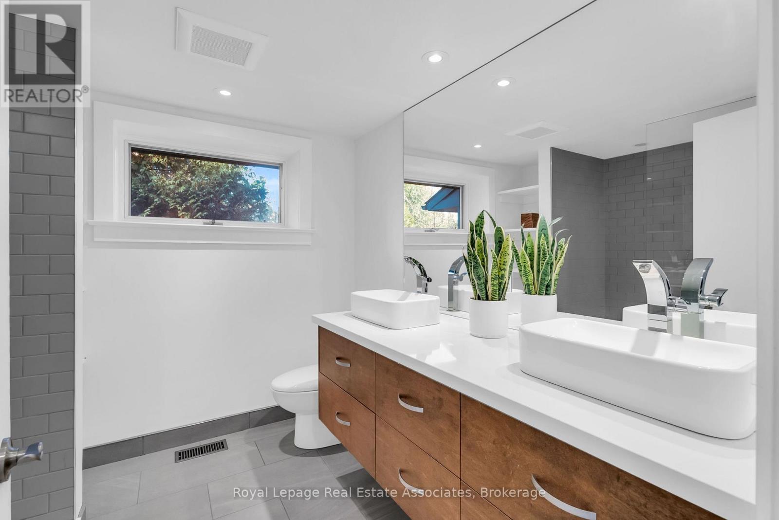 758129 2nd Line E, Mulmur, Ontario  L9V 0G8 - Photo 31 - X12561320