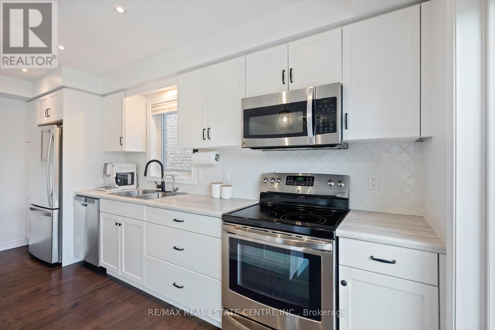 121 Taylor Drive, East Luther Grand Valley, Ontario  L9W 6P1 - Photo 17 - X12561362