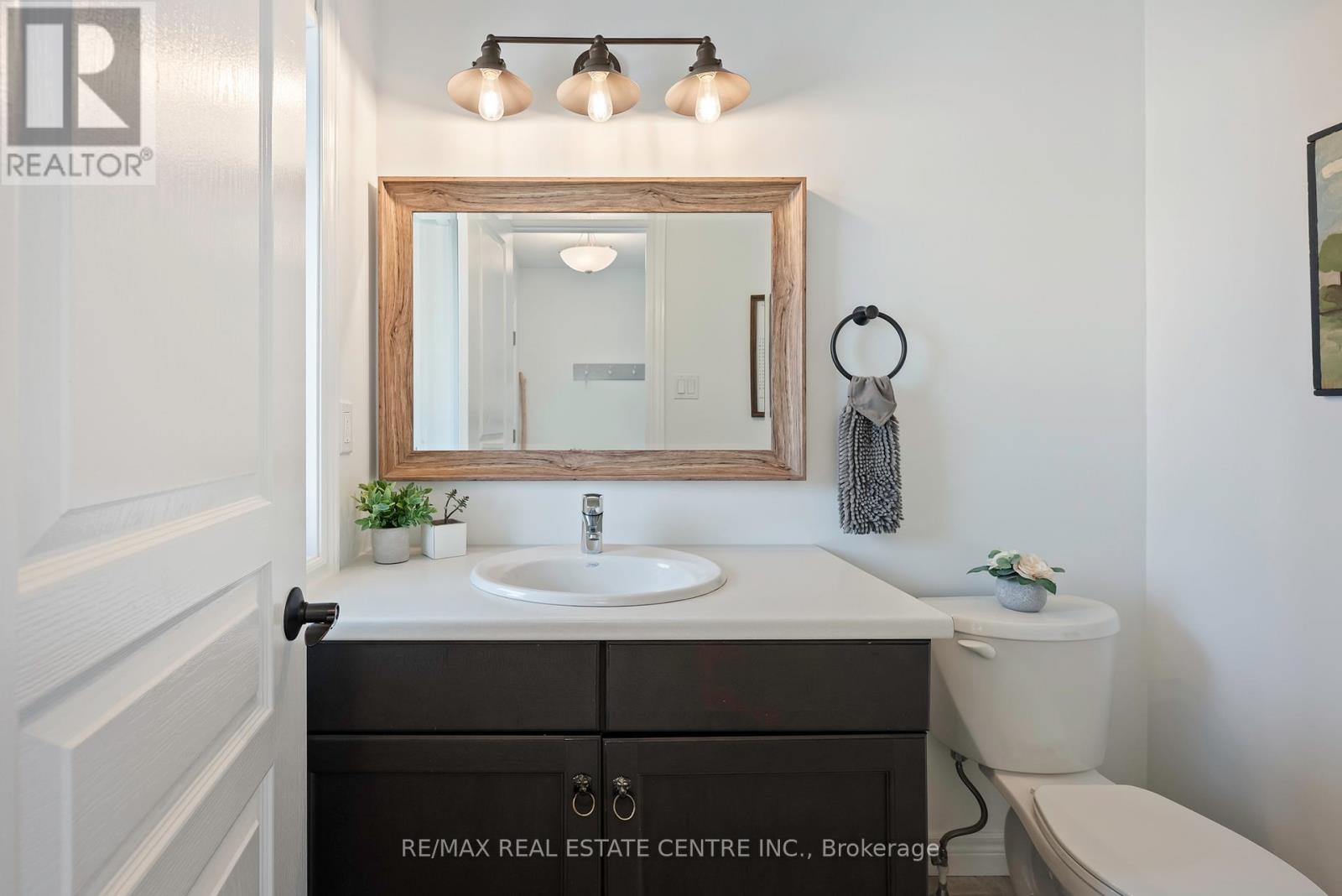 121 Taylor Drive, East Luther Grand Valley, Ontario  L9W 6P1 - Photo 9 - X12561362