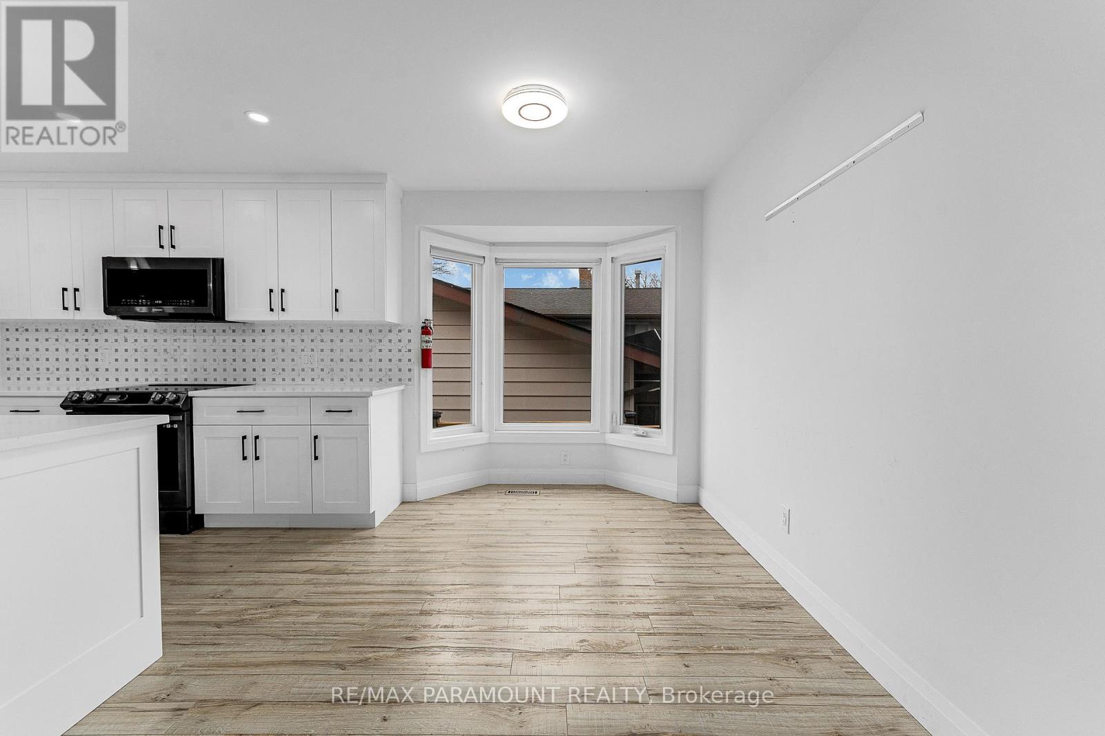 511 Gauthier Drive, Tecumseh, Ontario  N8N 3K8 - Photo 11 - X12561364