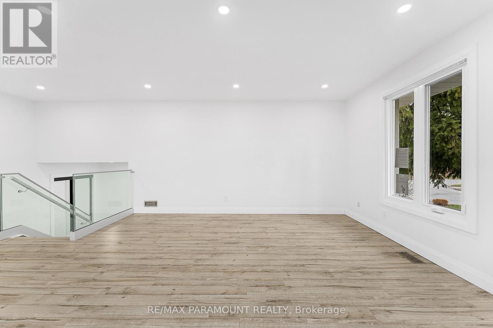 511 Gauthier Drive, Tecumseh, Ontario  N8N 3K8 - Photo 6 - X12561364