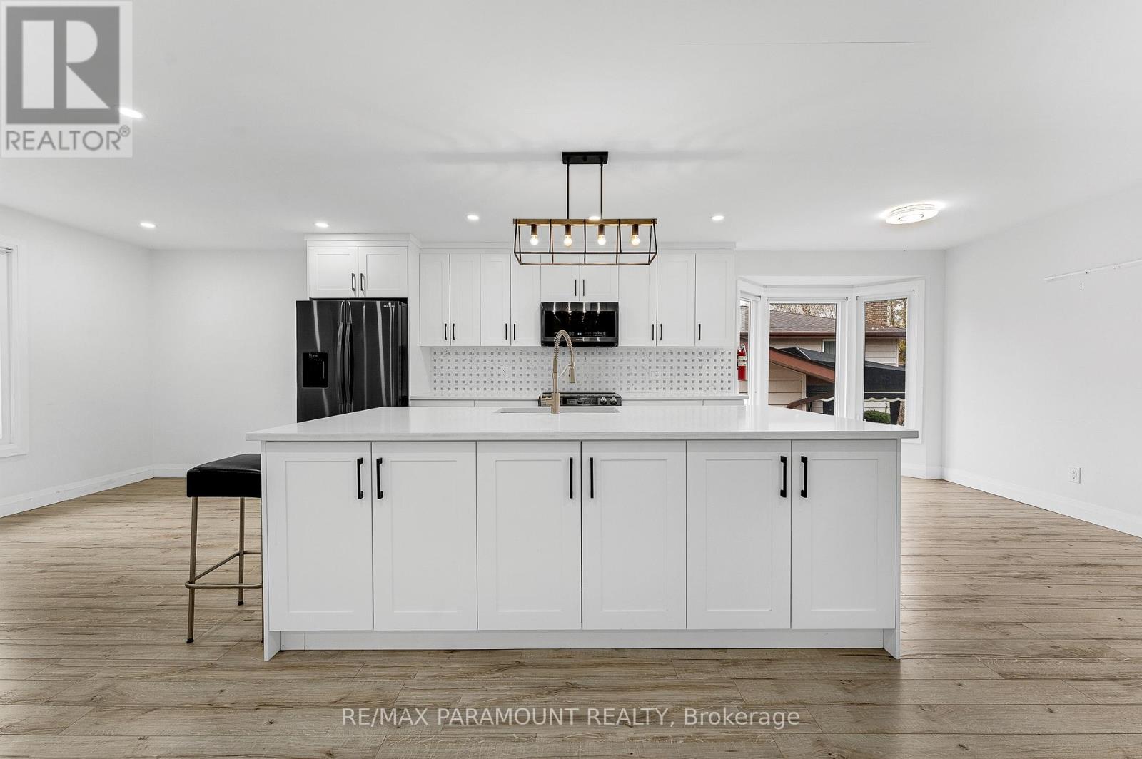 511 Gauthier Drive, Tecumseh, Ontario  N8N 3K8 - Photo 9 - X12561364