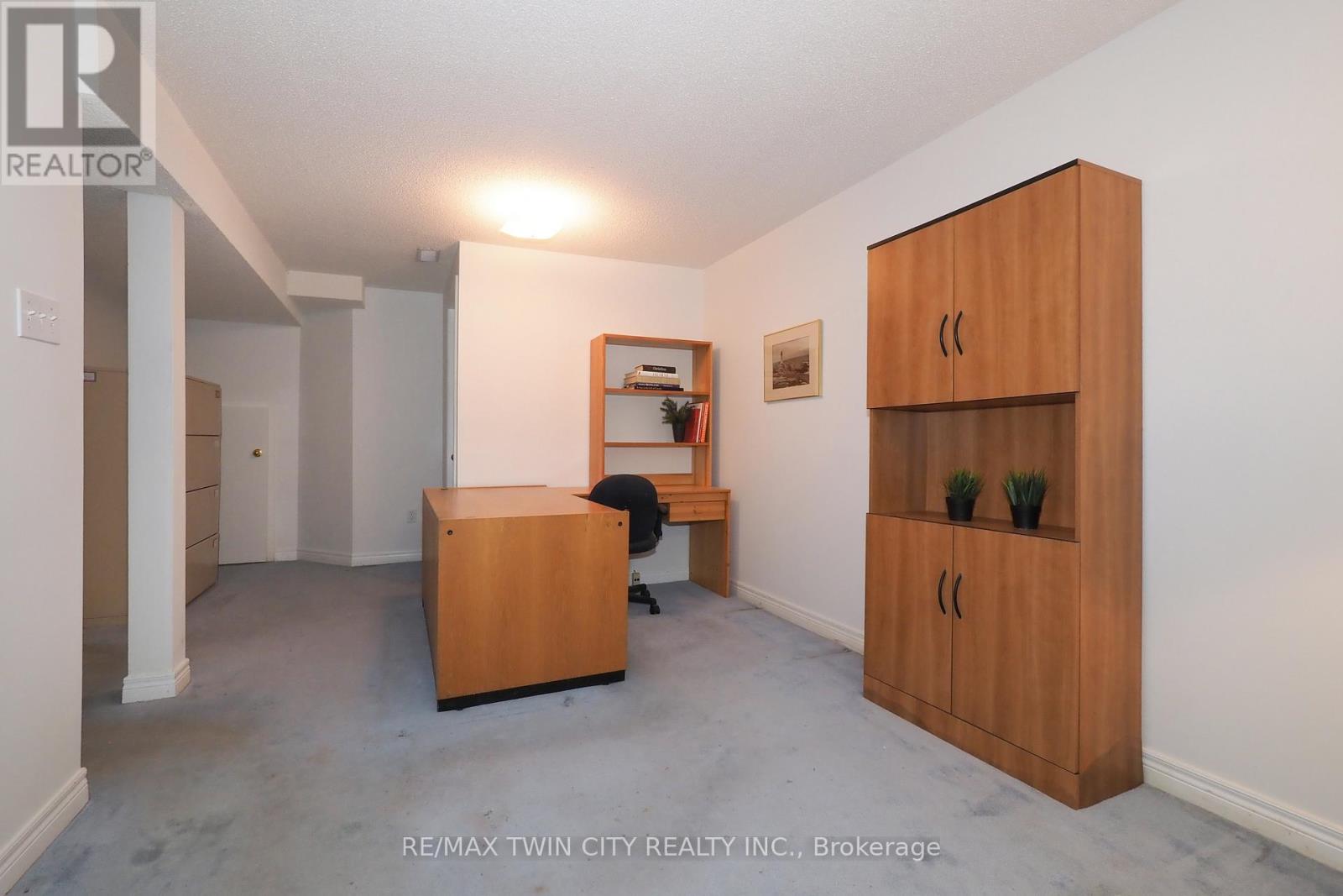 127 Essex Point Drive, Cambridge, Ontario  N1T 1W6 - Photo 36 - X12561368