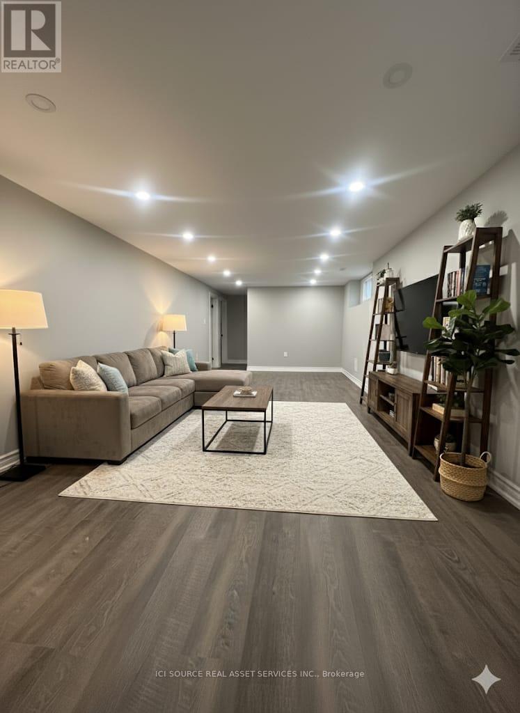 B - 44 Patterson Avenue, Brantford, Ontario  N3S 6X2 - Photo 2 - X12561396