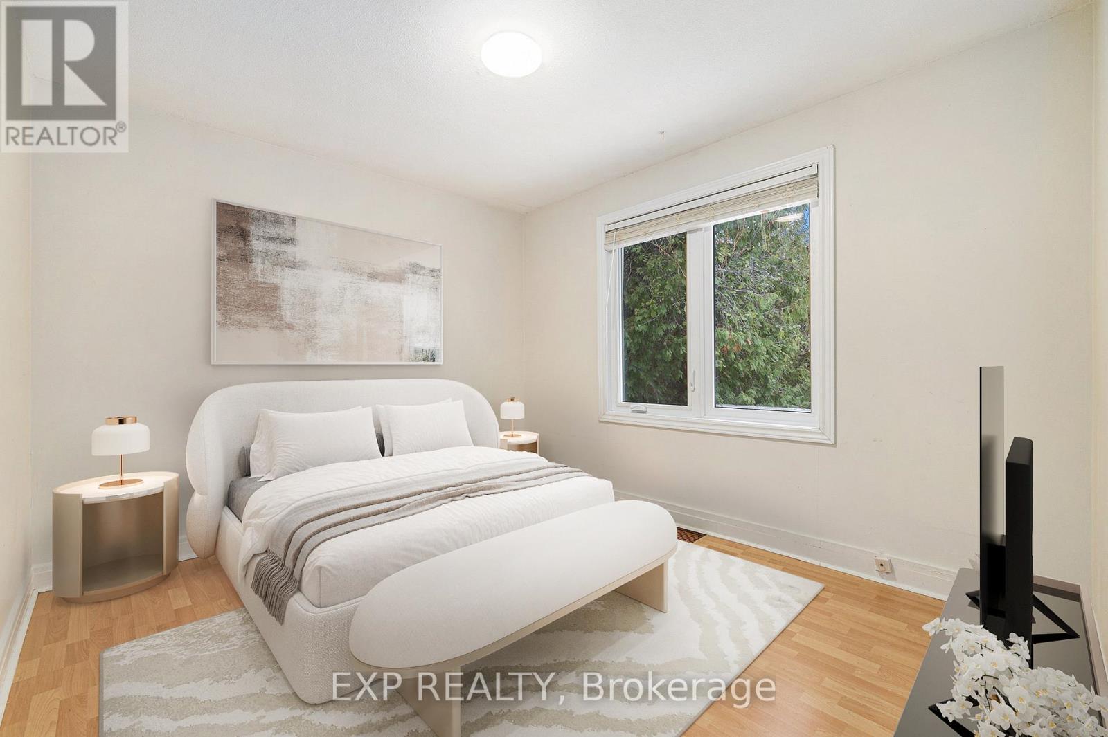 63 Withrow Avenue, Ottawa, Ontario  K2G 2H9 - Photo 5 - X12365323