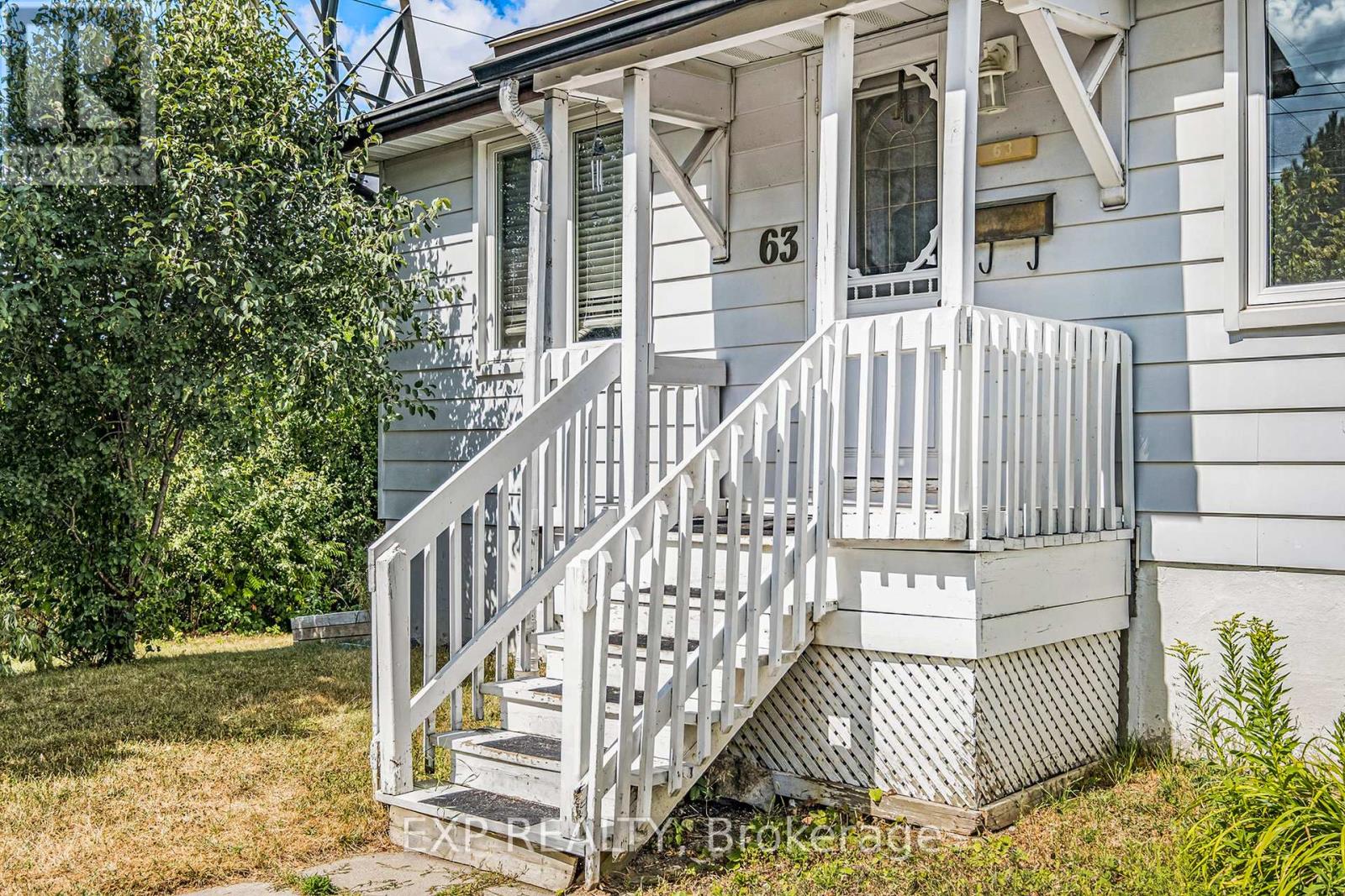 63 Withrow Avenue, Ottawa, Ontario  K2G 2H9 - Photo 2 - X12365323