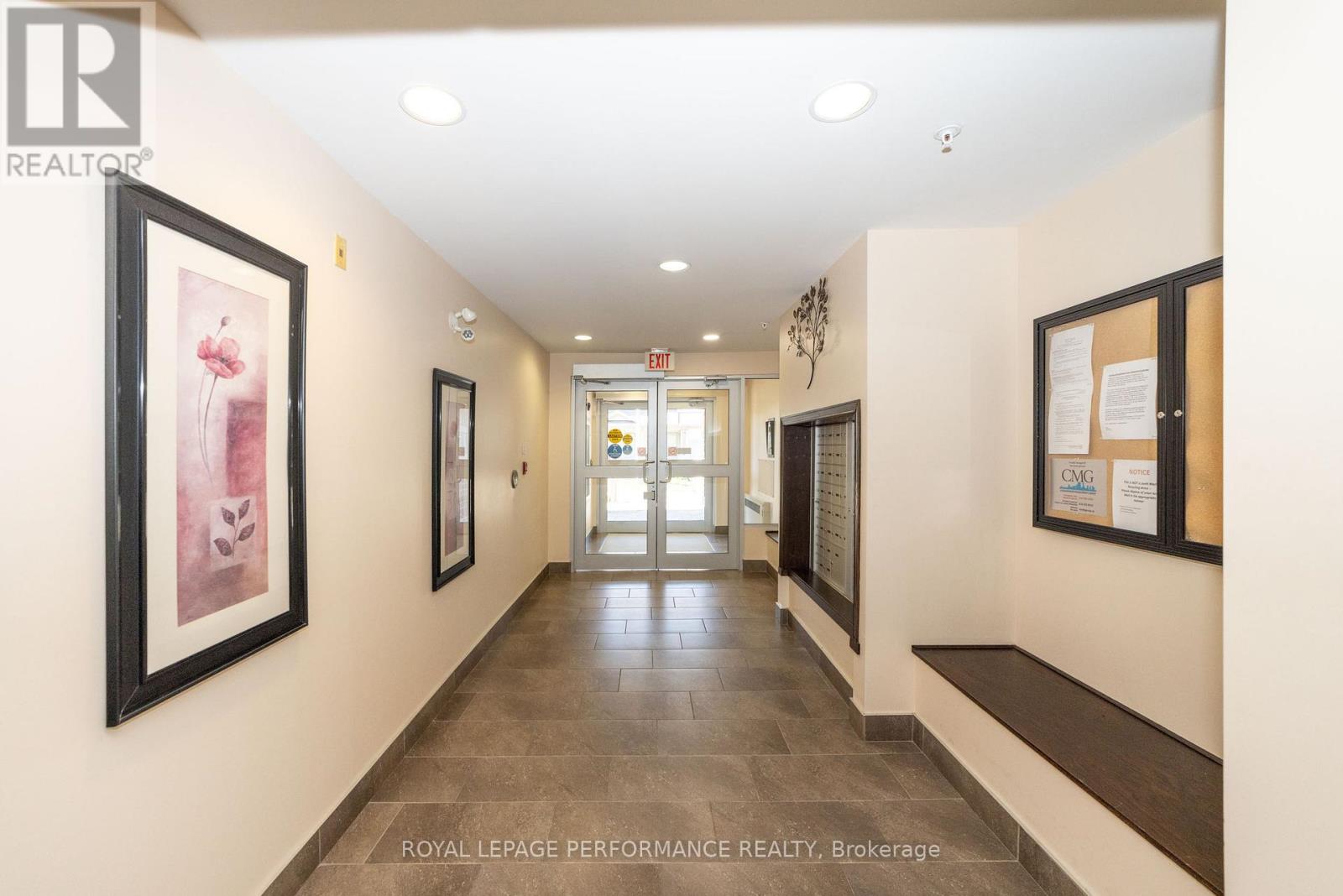 211 - 141 Potts Private, Ottawa, Ontario  K4A 0X9 - Photo 4 - X12435720