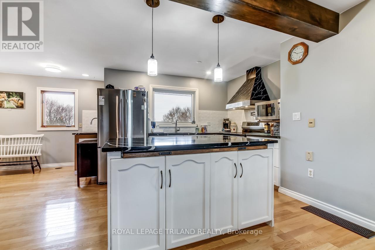 25941 Argyle Line, West Elgin, Ontario  N0L 2P0 - Photo 10 - X12561424